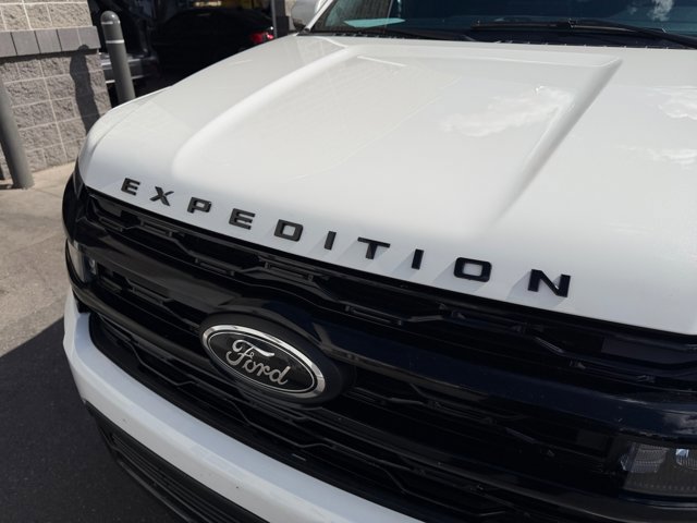 Certified 2022 Ford Expedition Limited image 24