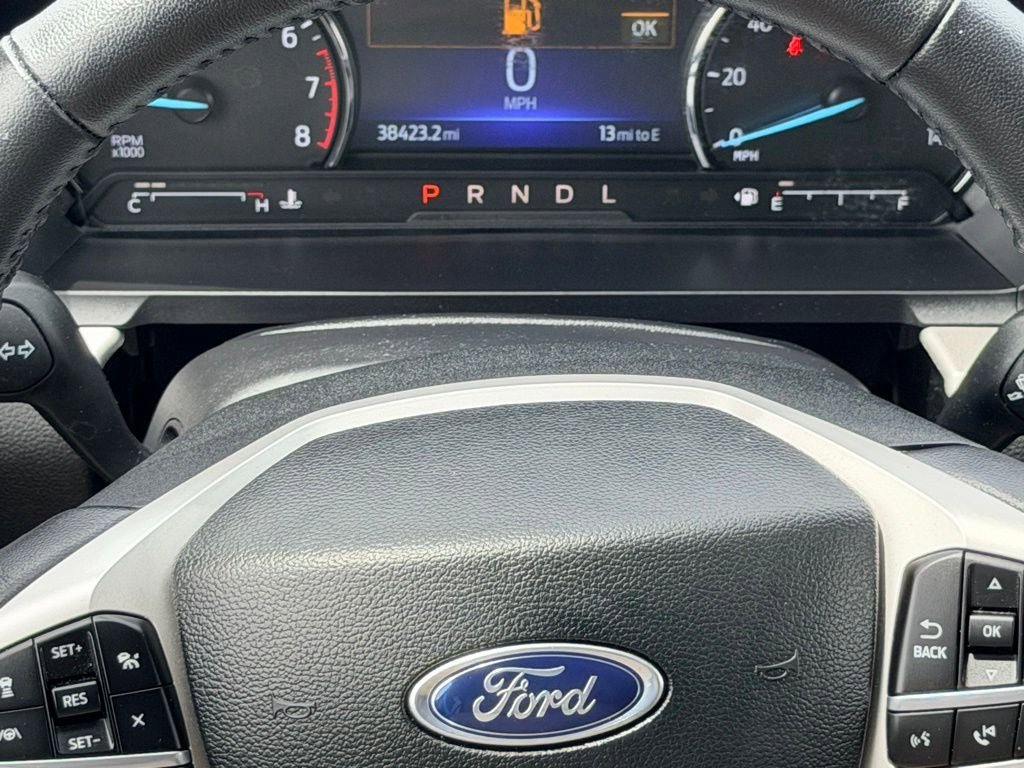 Certified 2023 Ford Explorer XLT w/ Equipment Group 202A RWD image 18
