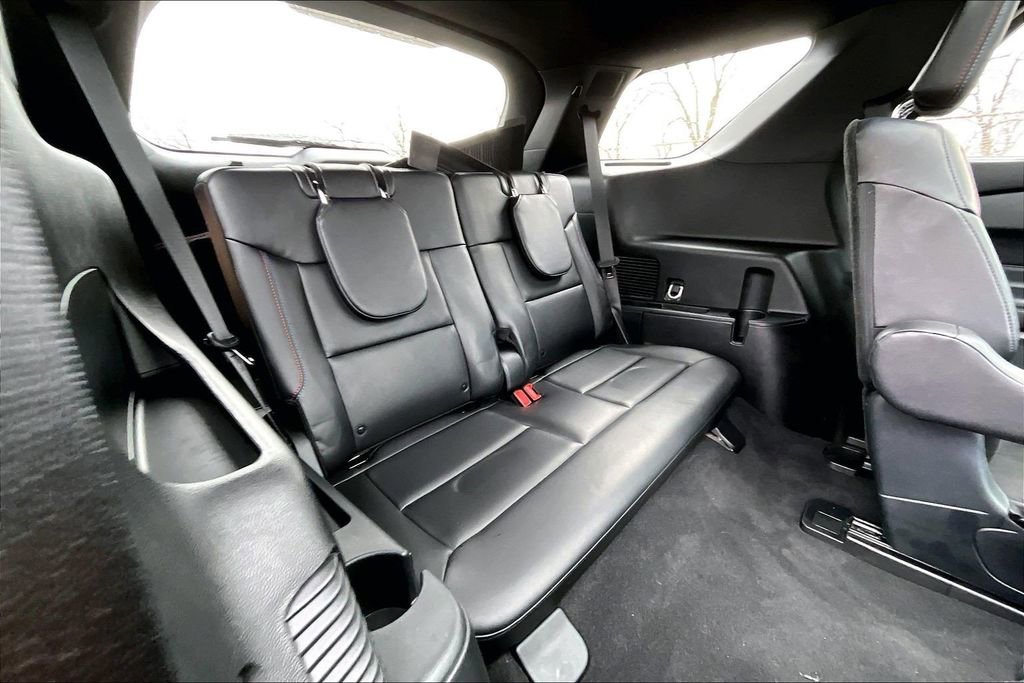 Certified 2024 Ford Explorer ST w/ Equipment Group 401A image 27