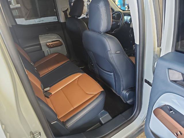 Certified 2022 Ford Maverick Lariat w/ Lariat Luxury Package AWD/4WD image 11