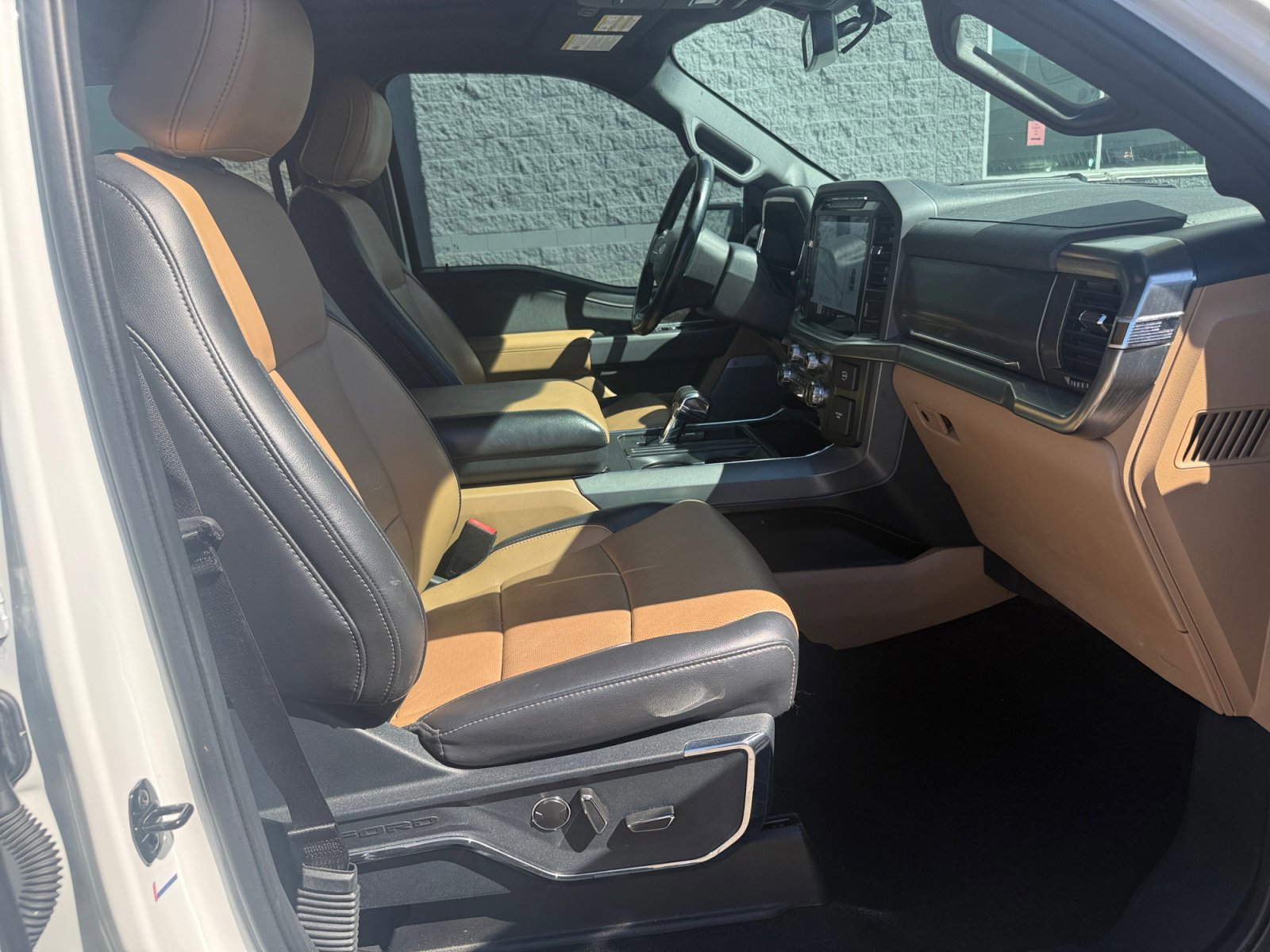 Certified 2021 Ford F150 Lariat w/ Equipment Group 502A High image 30