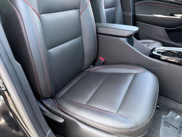 Used 2024 Chevrolet Trax RS w/ Driver Confidence Package FWD image 22
