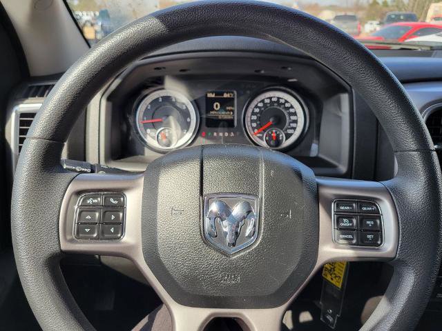 Used 2022 RAM 1500 Classic SLT image 29