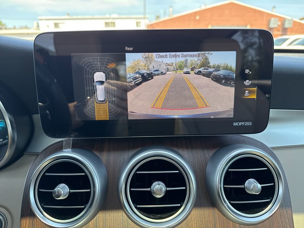 Used 2021 Mercedes-Benz GLC 300 4MATIC image 26