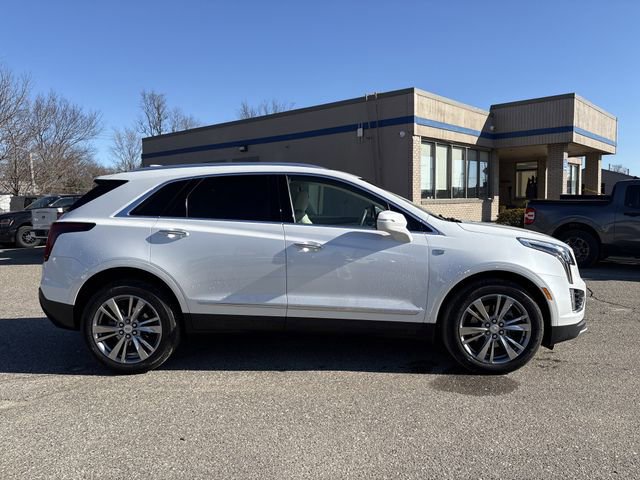 Used 2024 Cadillac XT5 Premium Luxury w/ LPO, Floor Liner Package image 2