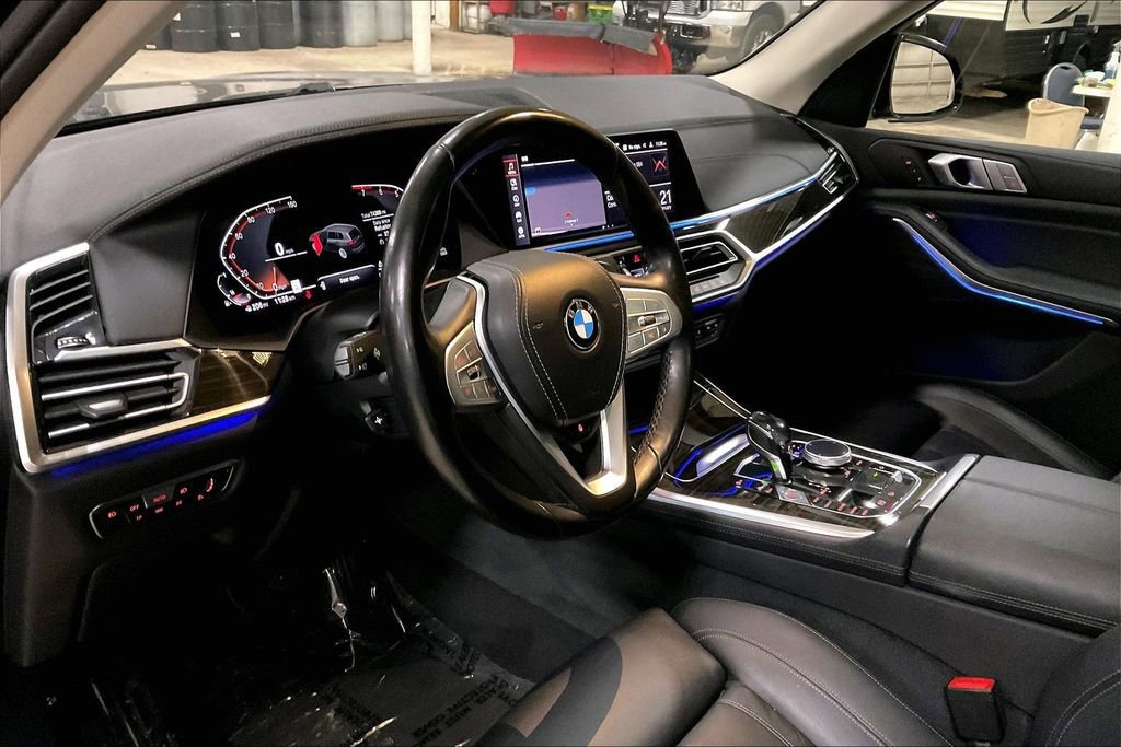 Used 2019 BMW X7 xDrive40i w/ Cold Weather Package image 13