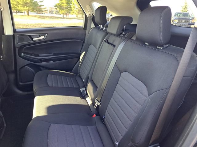 Certified 2024 Ford Edge SE w/ Black Appearance Package image 22
