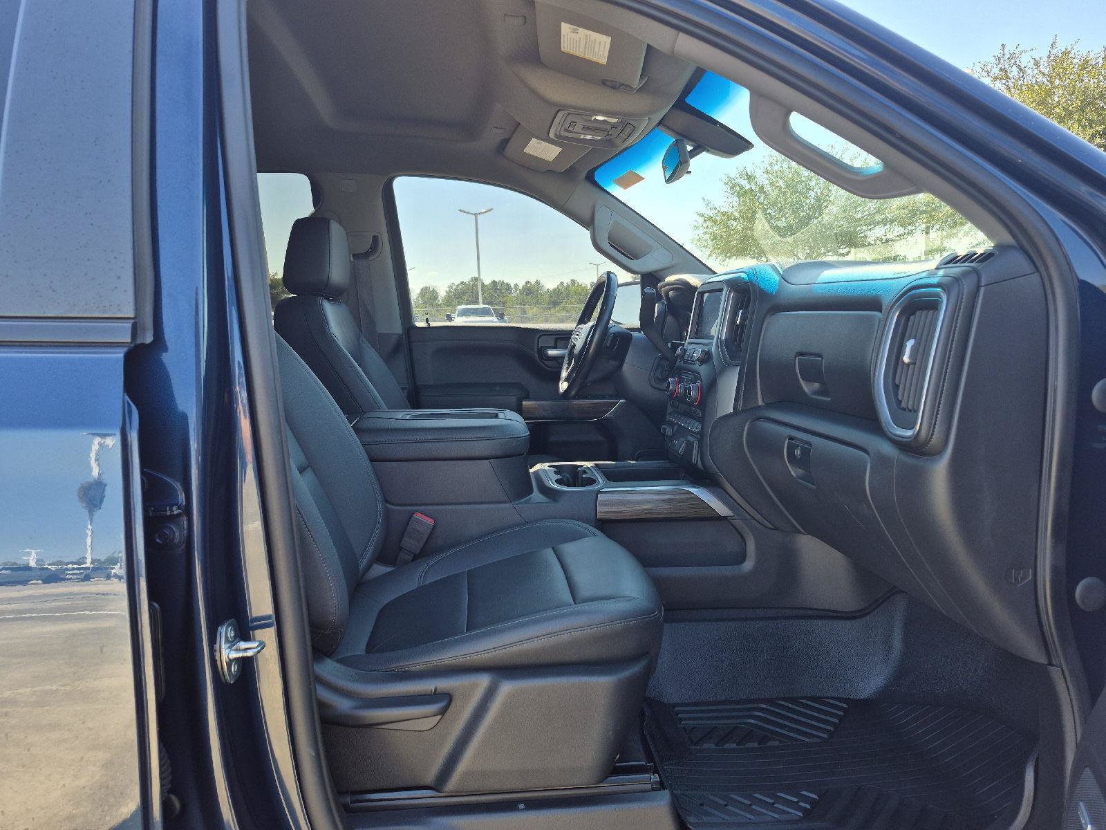 Used 2021 Chevrolet Silverado 1500 LT Trail Boss w/ Convenience Package II AWD/4WD image 10