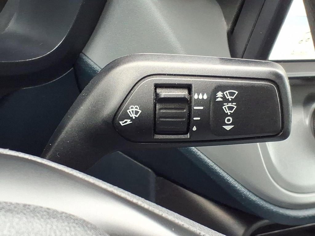 Certified 2022 Ford Maverick XL FWD image 23