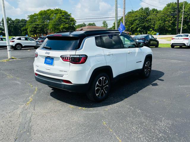 Used 2024 Jeep Compass Limited AWD/4WD image 3