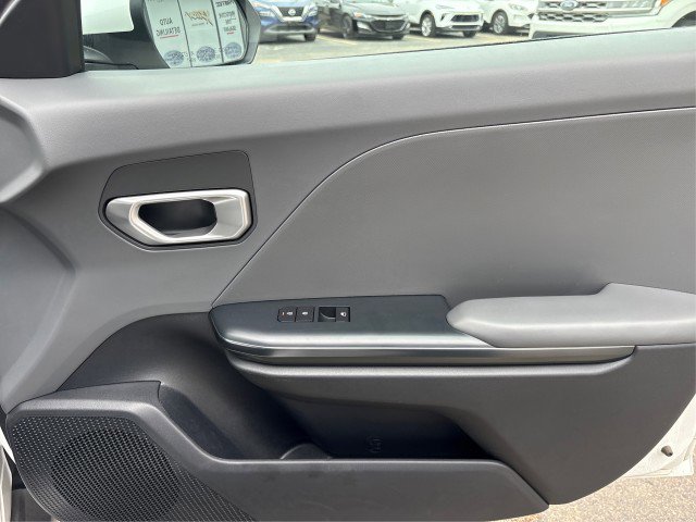 Used 2025 Kia K4 FWD image 19