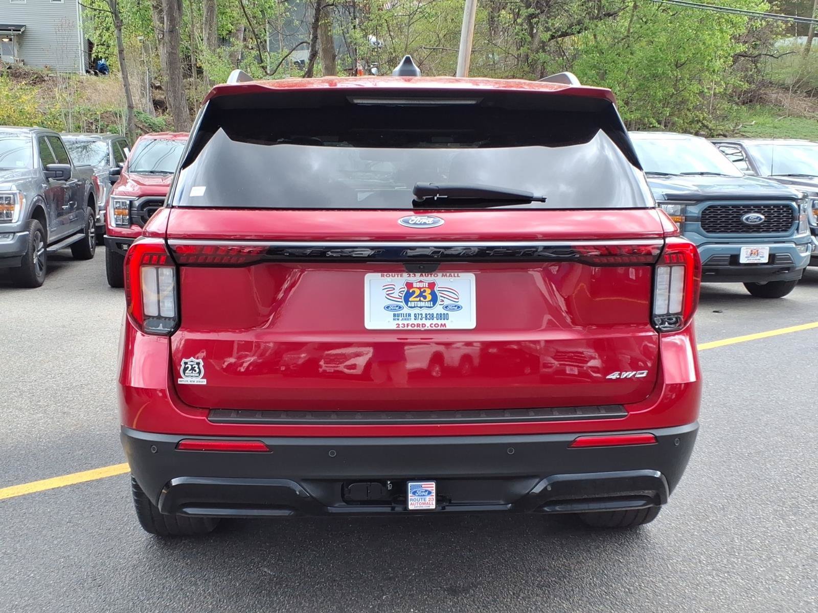 Certified 2025 Ford Explorer ST-Line w/ Premium Package AWD/4WD image 7