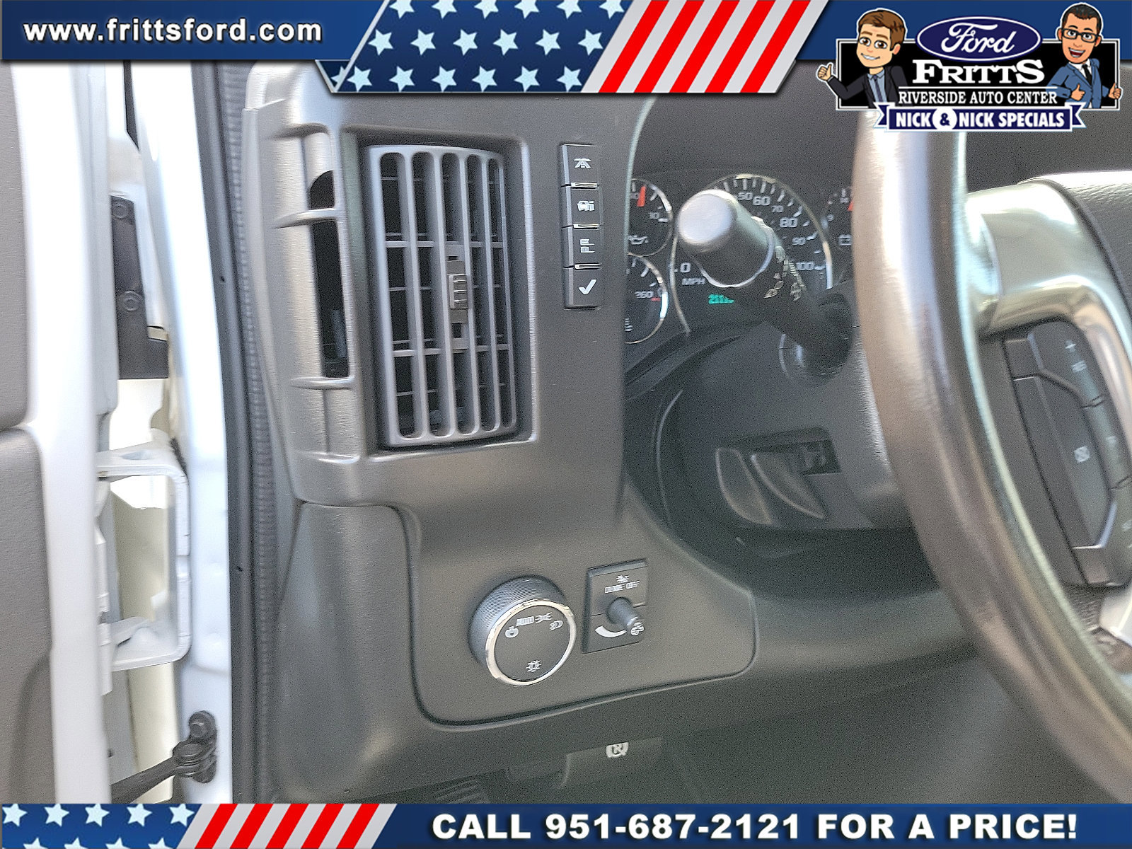 Used 2017 GMC Savana 3500 LT w/ LT Preferred Equipment Group image 12