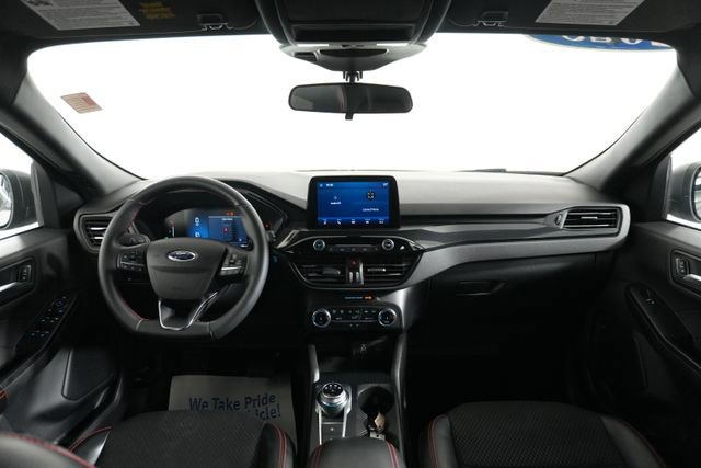 Certified 2025 Ford Escape ST-Line image 14