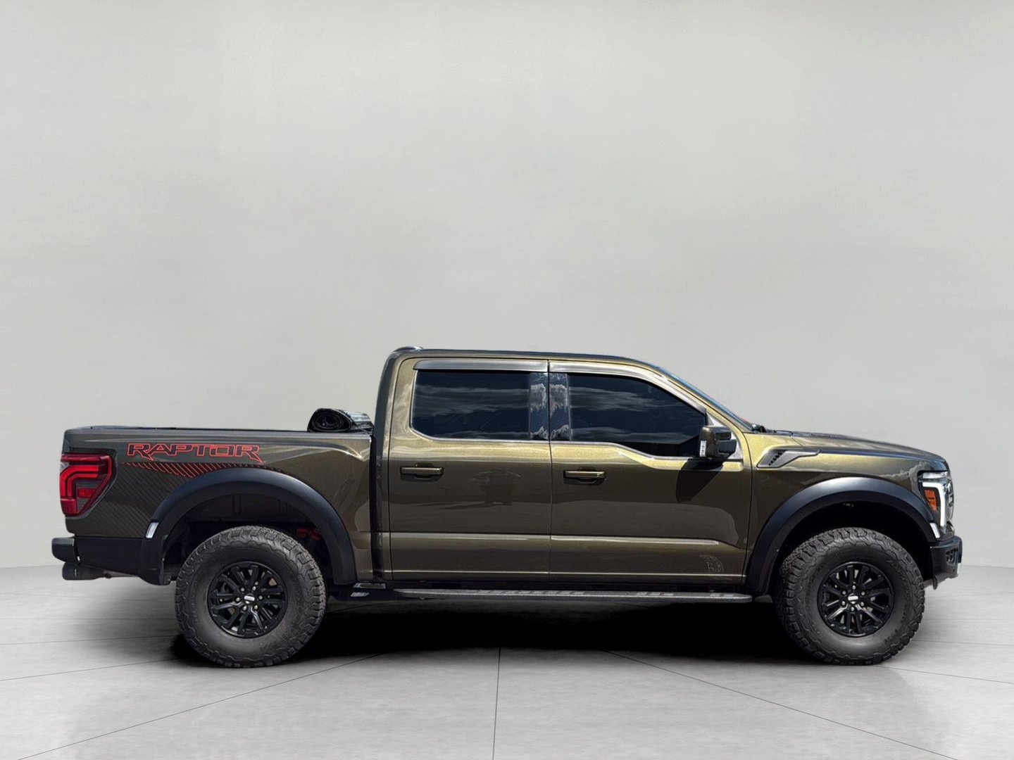 Certified 2024 Ford F150 Raptor AWD/4WD image 8