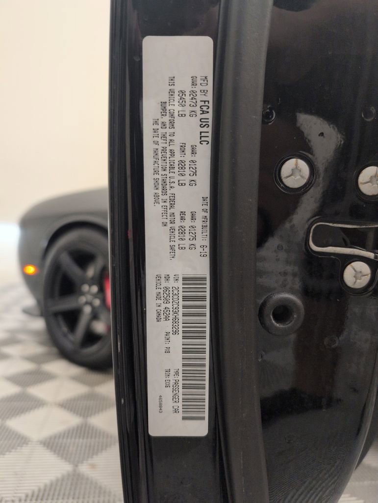 Used 2019 Dodge Challenger SRT Hellcat w/ Laguna Leather Package RWD image 40