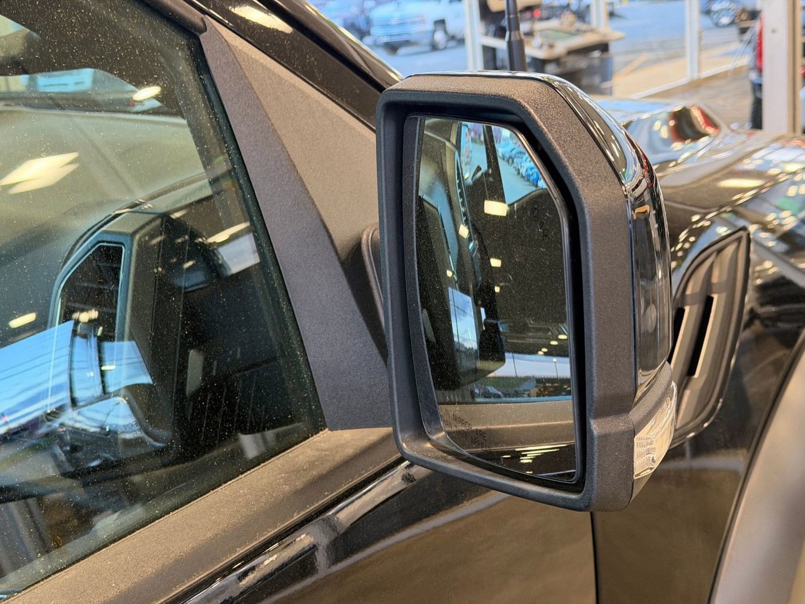 Certified 2017 Ford F150 Raptor w/ Equipment Group 802A Luxury image 22