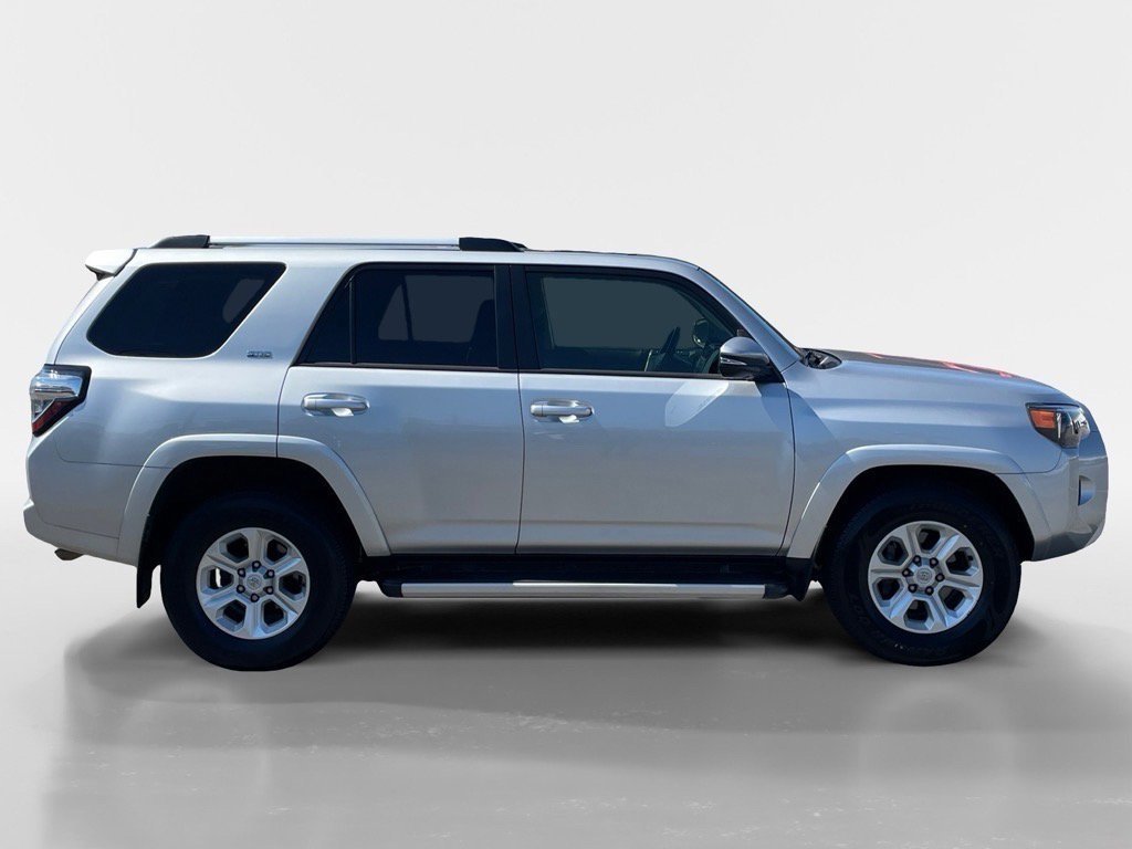 Used 2023 Toyota 4Runner SR5 Premium image 2
