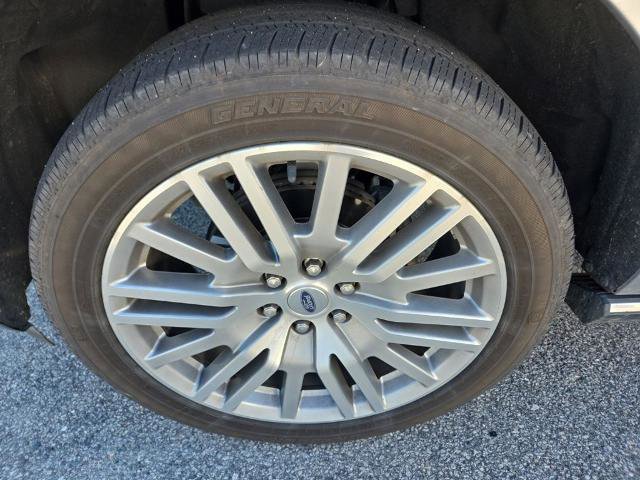 Certified 2024 Ford Expedition Limited RWD image 7
