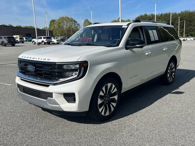 Certified 2025 Ford Expedition Max Platinum w/ Driver's Package AWD/4WD image 8