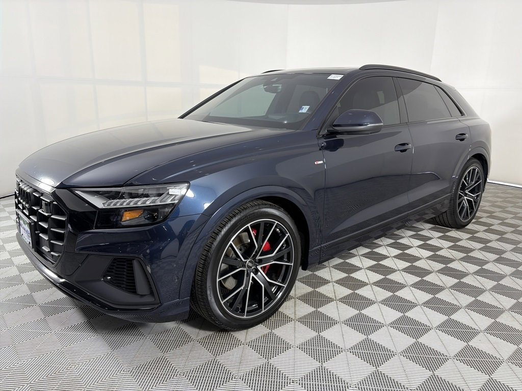Used 2023 Audi Q8 Prestige image 3