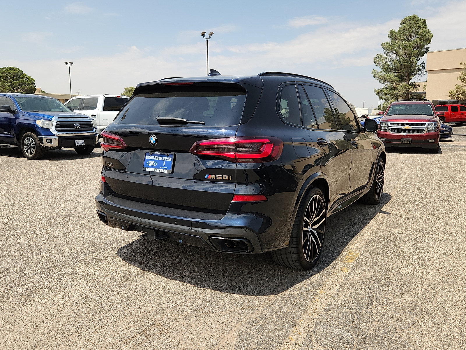 Used 2021 BMW X5 M50i w/ Executive Package AWD/4WD image 7