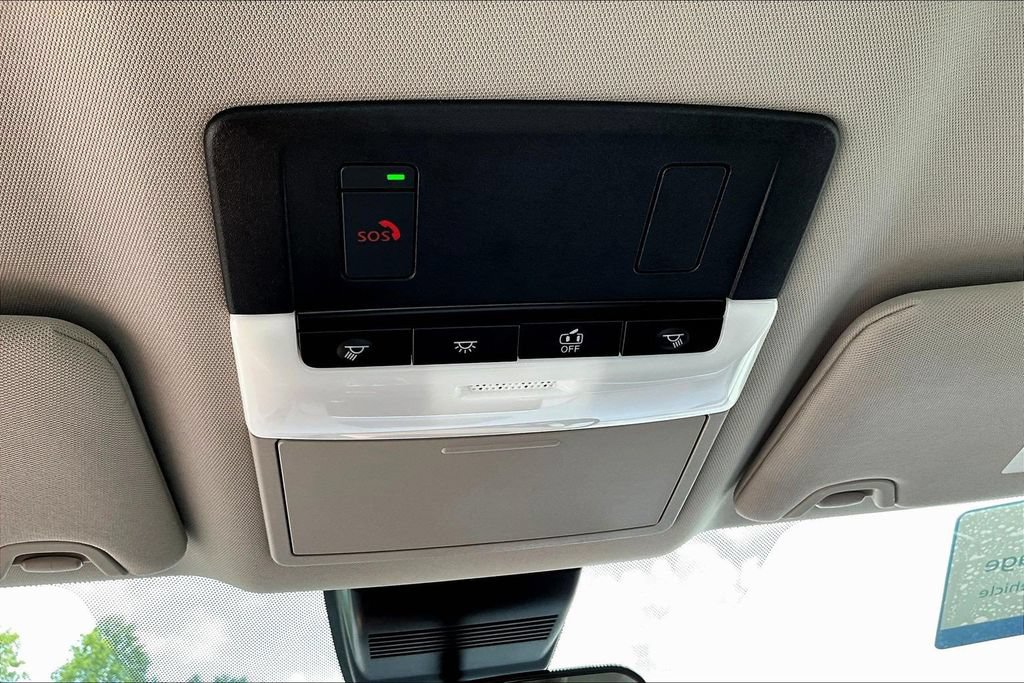 Used 2025 Nissan Altima 2.5 SV FWD image 16