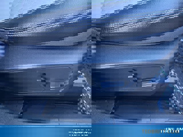 Certified 2024 Ford Escape Platinum w/ Premium Technology Package image 23