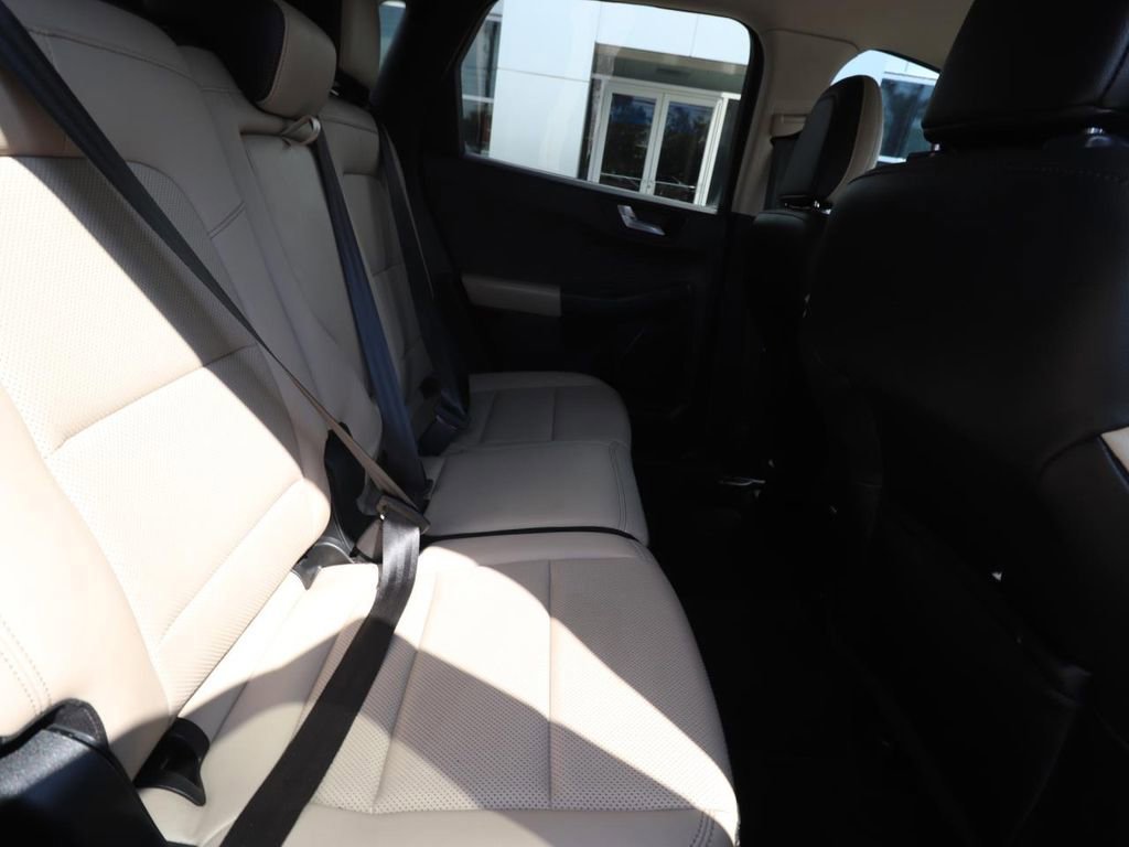 Certified 2020 Ford Escape SEL image 22