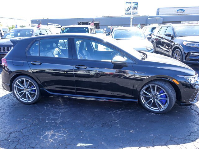 Used 2024 Volkswagen Golf R AWD/4WD image 8