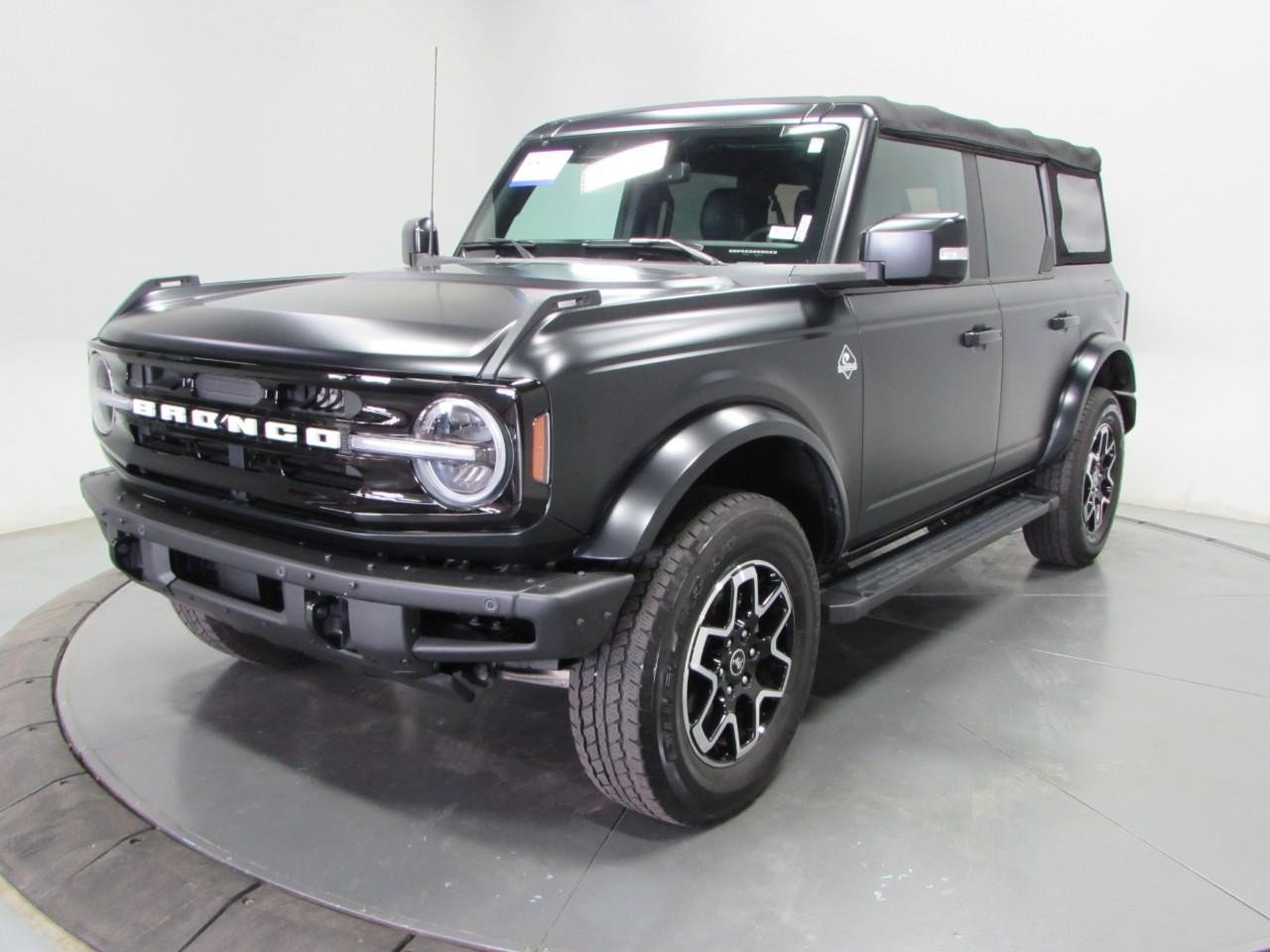 Certified 2022 Ford Bronco Outer Banks AWD/4WD image 3