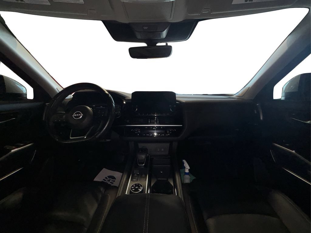 Used 2025 Nissan Pathfinder SL w/ SL Premium Package AWD/4WD image 32
