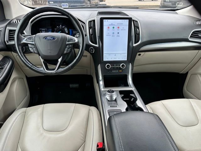 Certified 2022 Ford Edge Titanium image 11