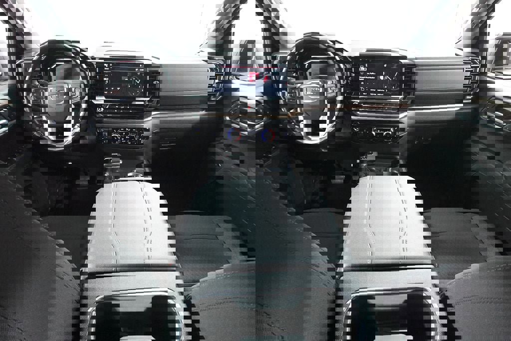 Used 2025 GMC Sierra 1500 Elevation w/ X31 Off-Road Package image 10