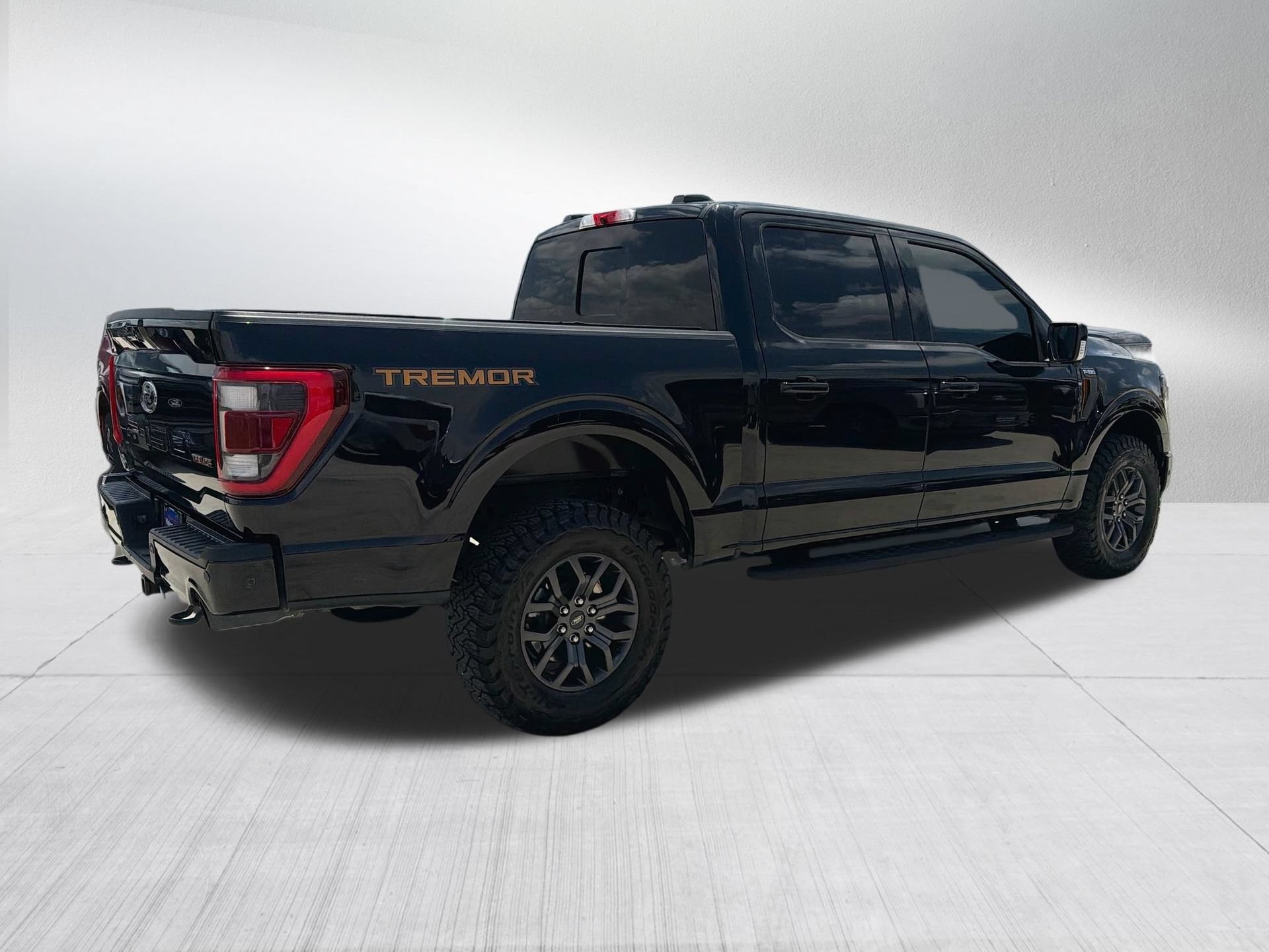 Certified 2022 Ford F150 Tremor w/ Equipment Group 402A High AWD/4WD image 7