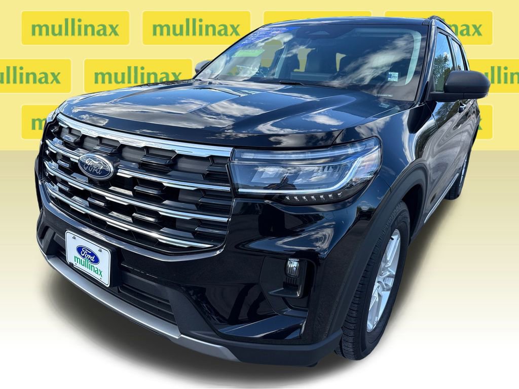 Certified 2025 Ford Explorer Active w/ Active Comfort Package image 10