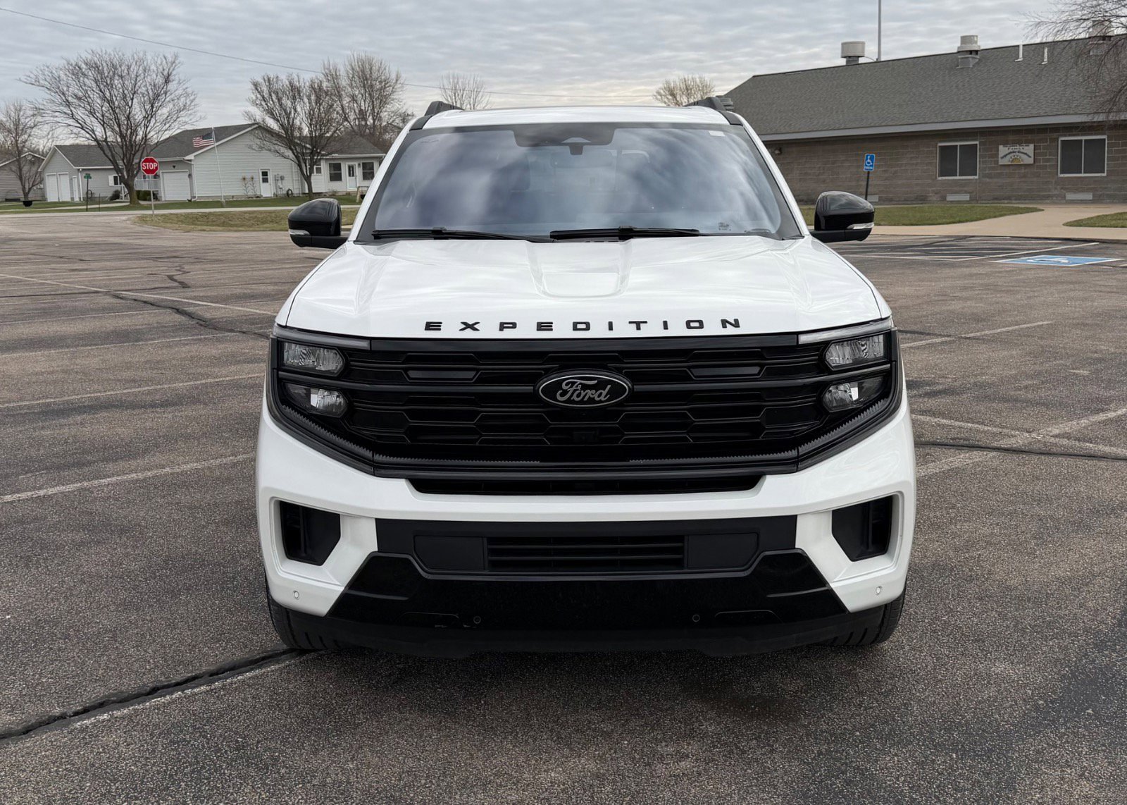 Certified 2025 Ford Expedition Max Platinum w/ Stealth Appearance Package AWD/4WD image 17