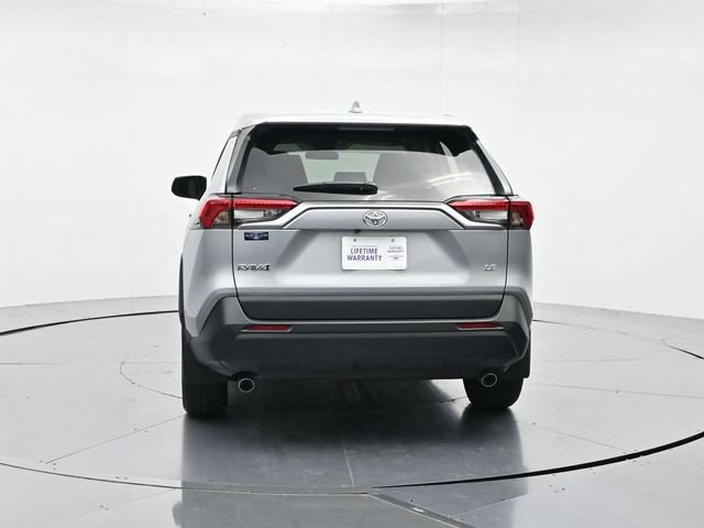 Used 2025 Toyota RAV4 LE FWD image 9