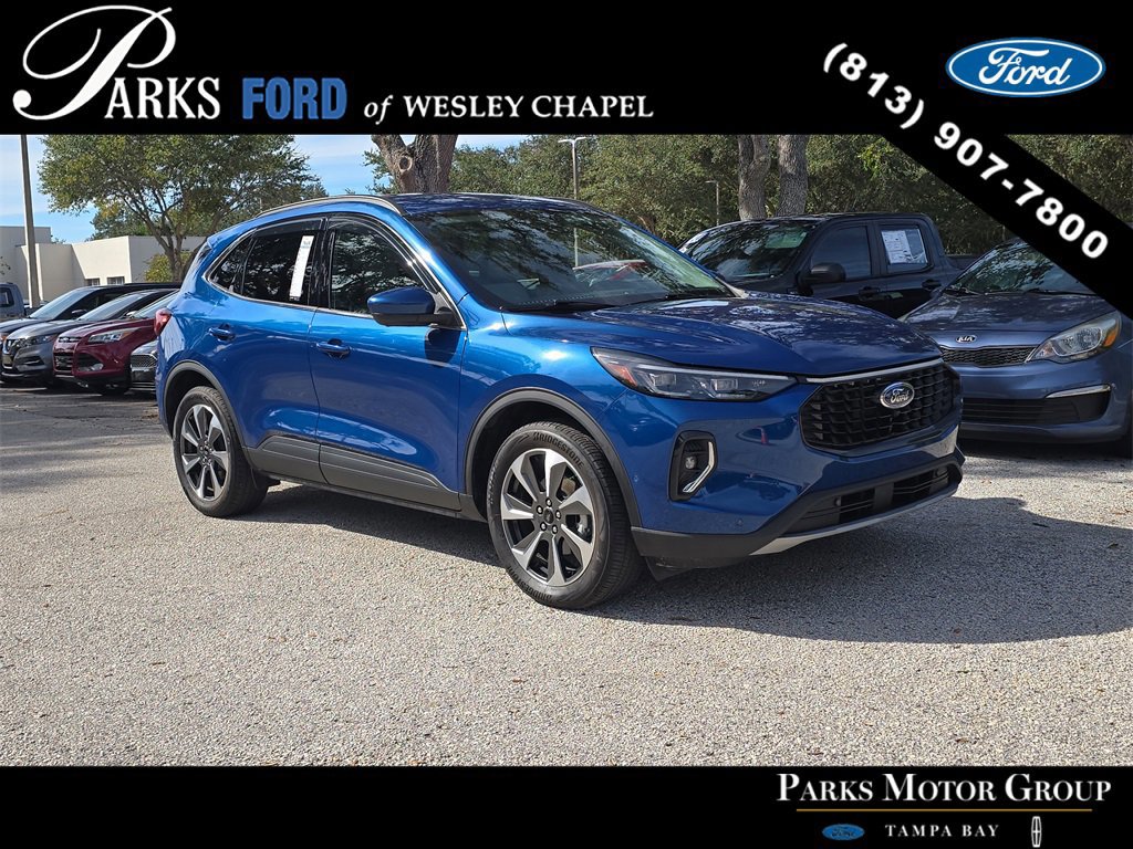 Certified 2023 Ford Escape Platinum w/ Premium Technology Package