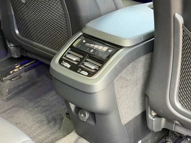 Used 2023 Volvo XC90 B6 Plus w/ Protection Package Premier AWD/4WD image 35