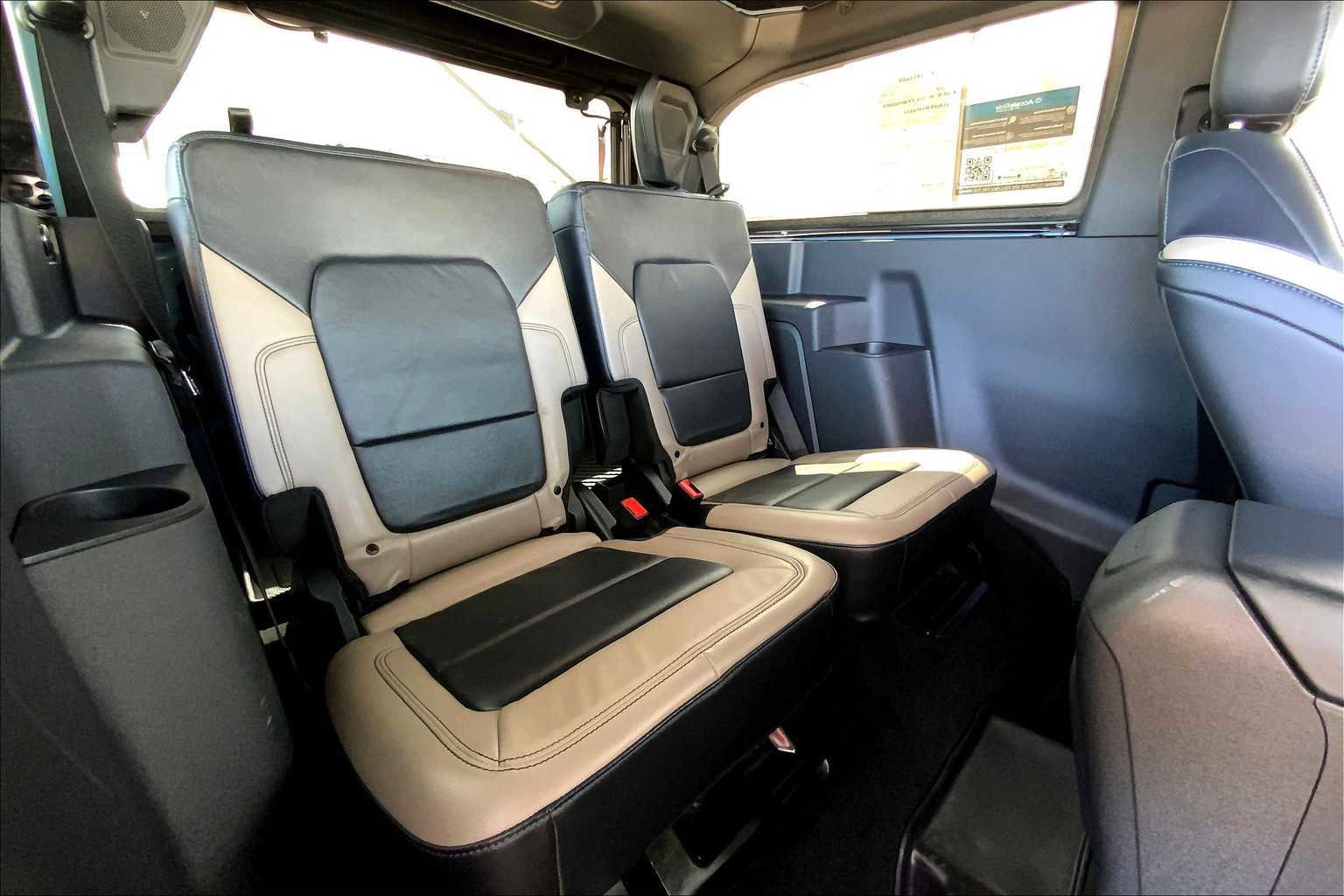 Certified 2021 Ford Bronco Wildtrak image 37