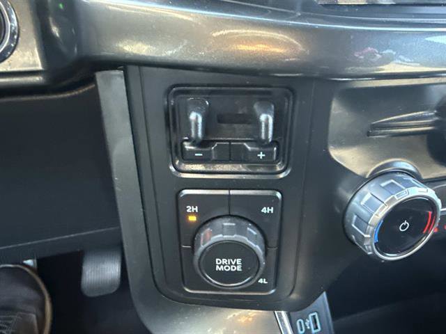 Certified 2022 Ford F150 XLT w/ Equipment Group 302A High image 31