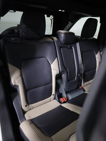 Certified 2024 Ford Bronco Wildtrak AWD/4WD image 10