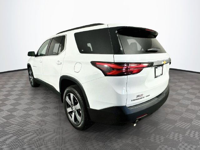 Used 2023 Chevrolet Traverse LT w/ LT Premium Package AWD/4WD image 10