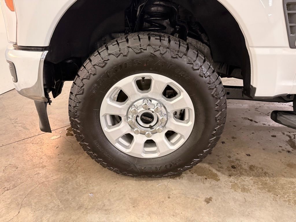 Certified 2024 Ford F350 XLT image 15