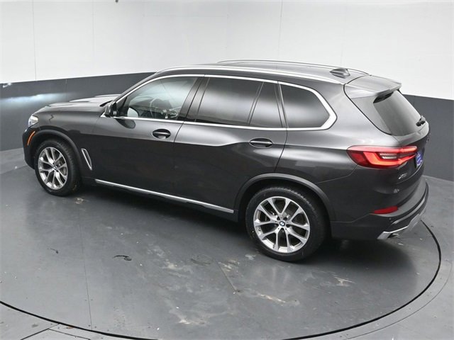 Used 2021 BMW X5 xDrive40i w/ Convenience Package image 43
