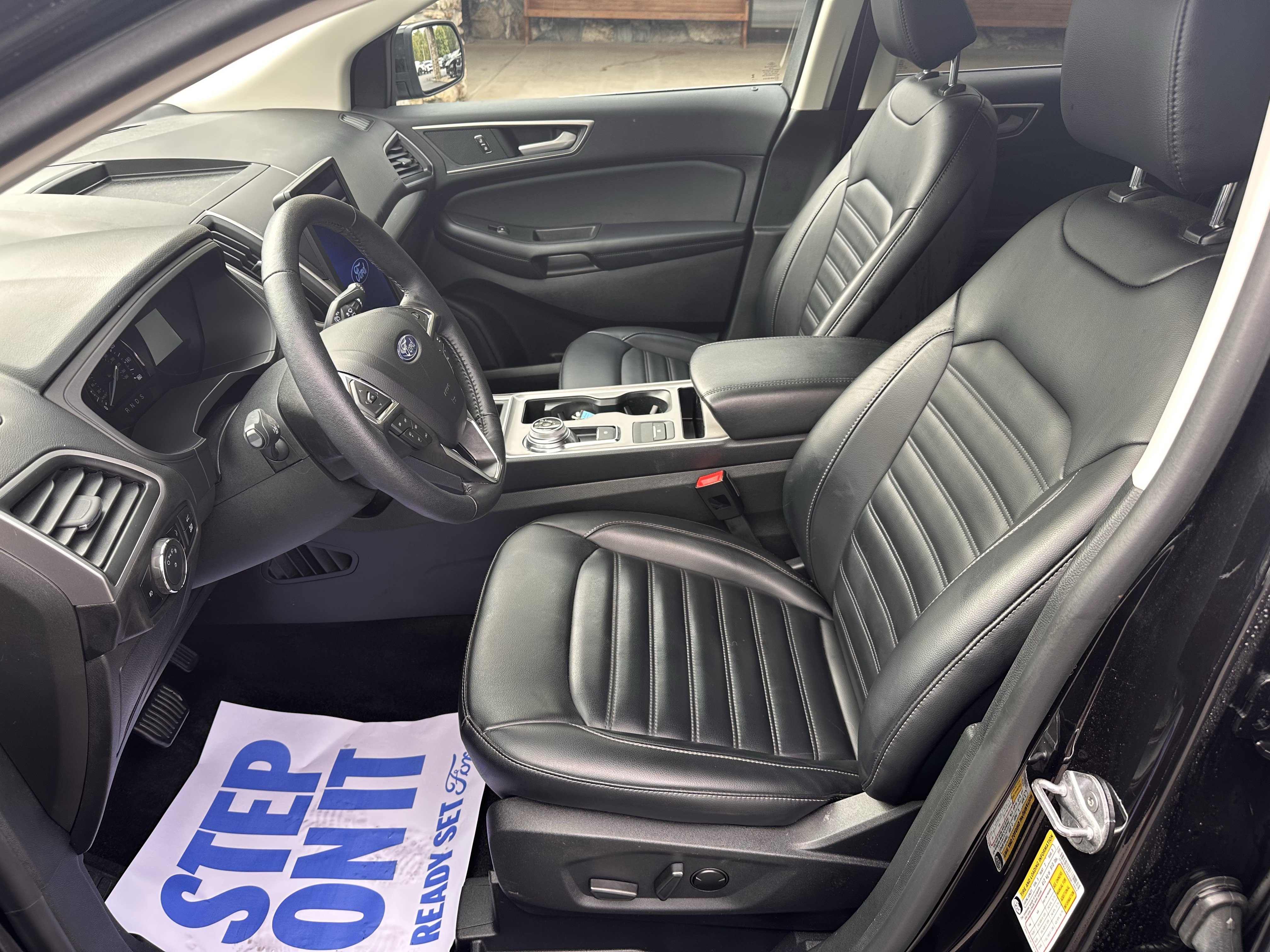 Certified 2024 Ford Edge SEL w/ Convenience Package AWD/4WD image 10
