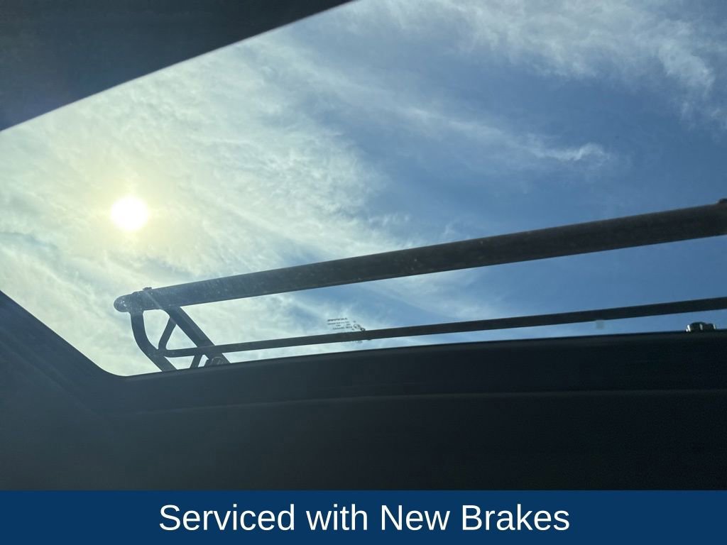 Used 2018 Jeep Grand Cherokee Limited image 16