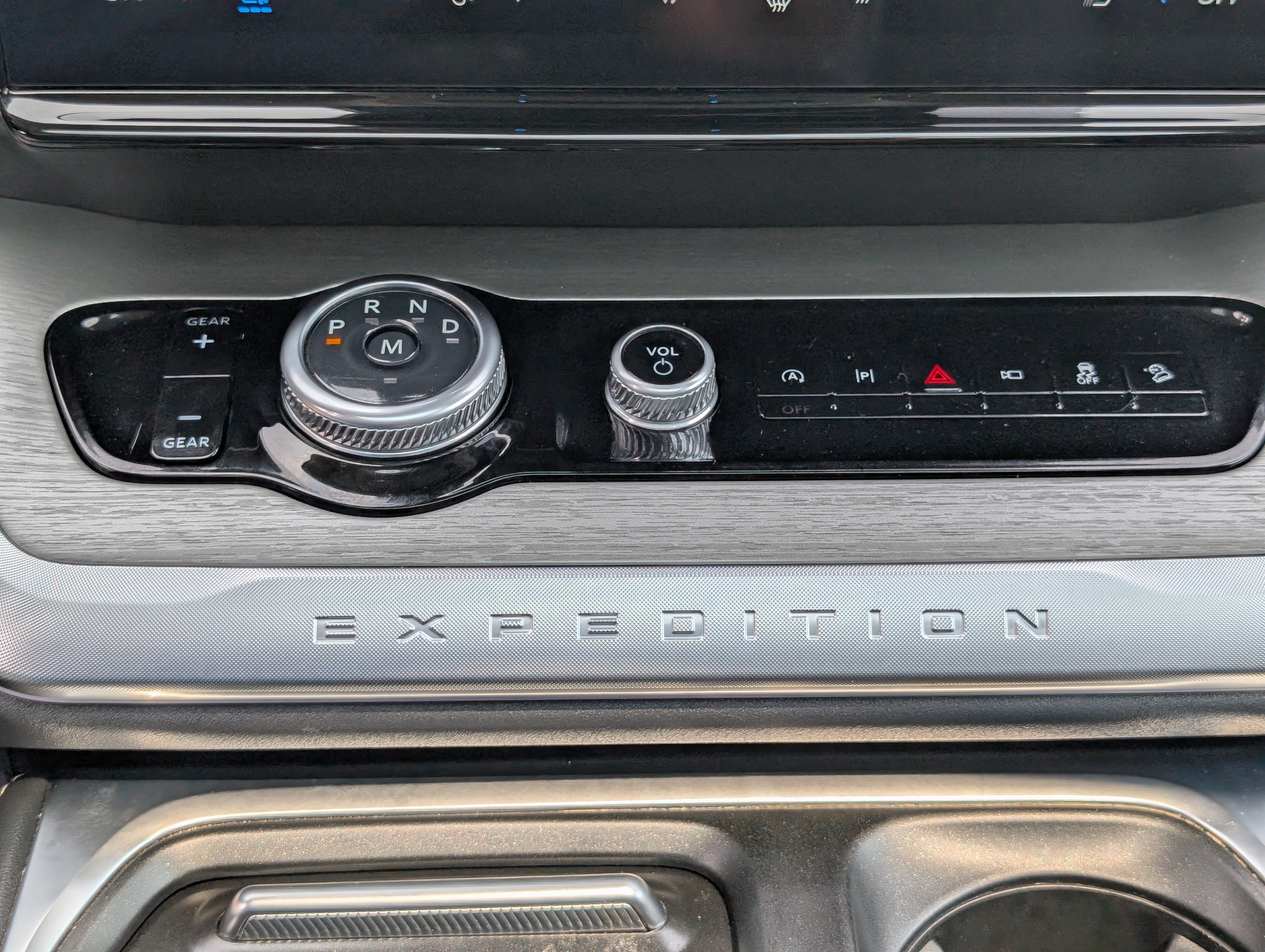 Certified 2025 Ford Expedition Max Platinum AWD/4WD image 32