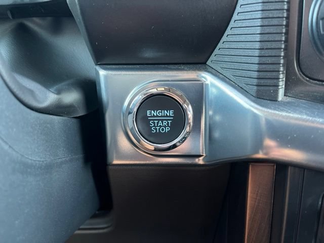 Certified 2025 Ford F150 King Ranch AWD/4WD image 21
